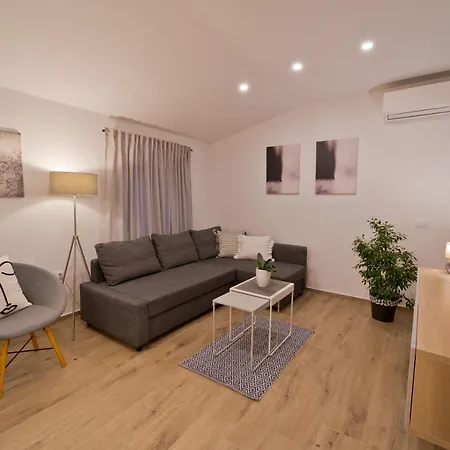 Apartment Vita *